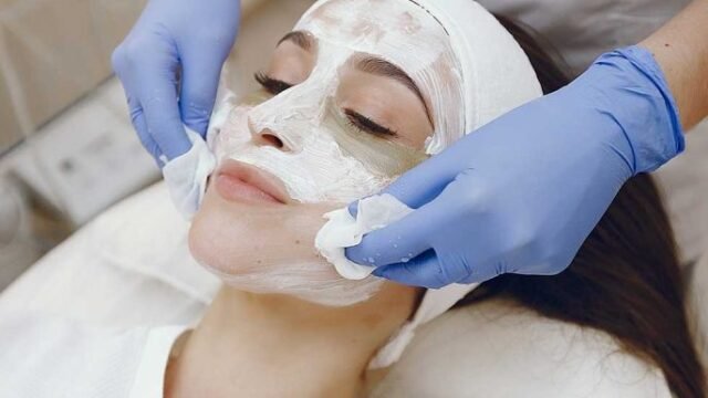 Can a Non-Invasive Dermatological Treatment in Florida Deliver Noticeable Results Without Major Downtime?